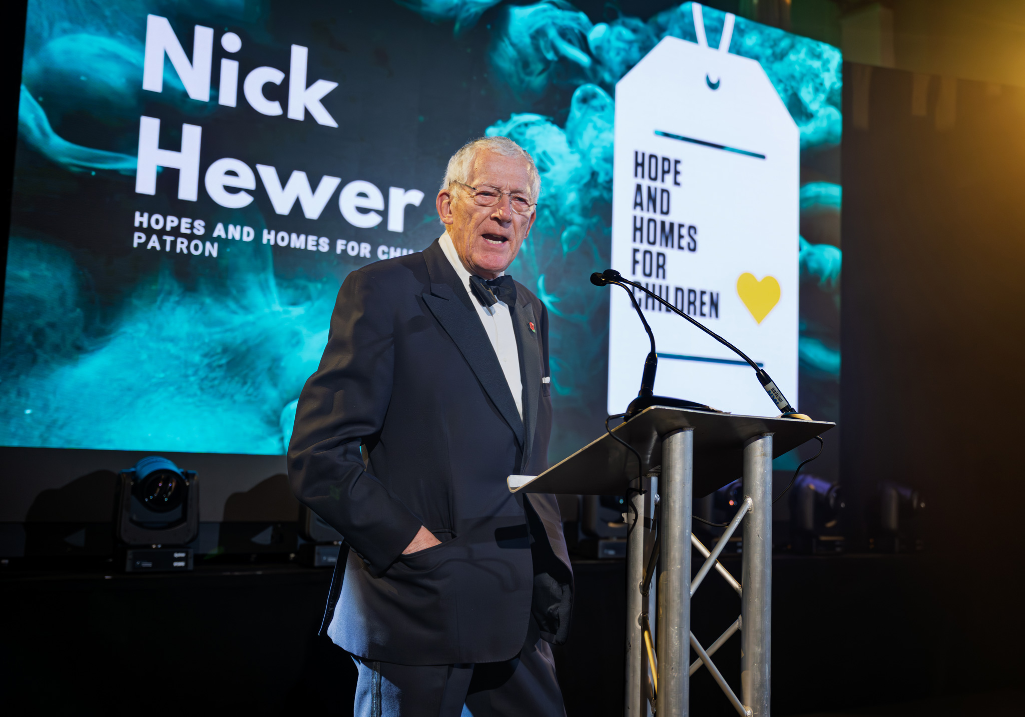 Nick Hewer